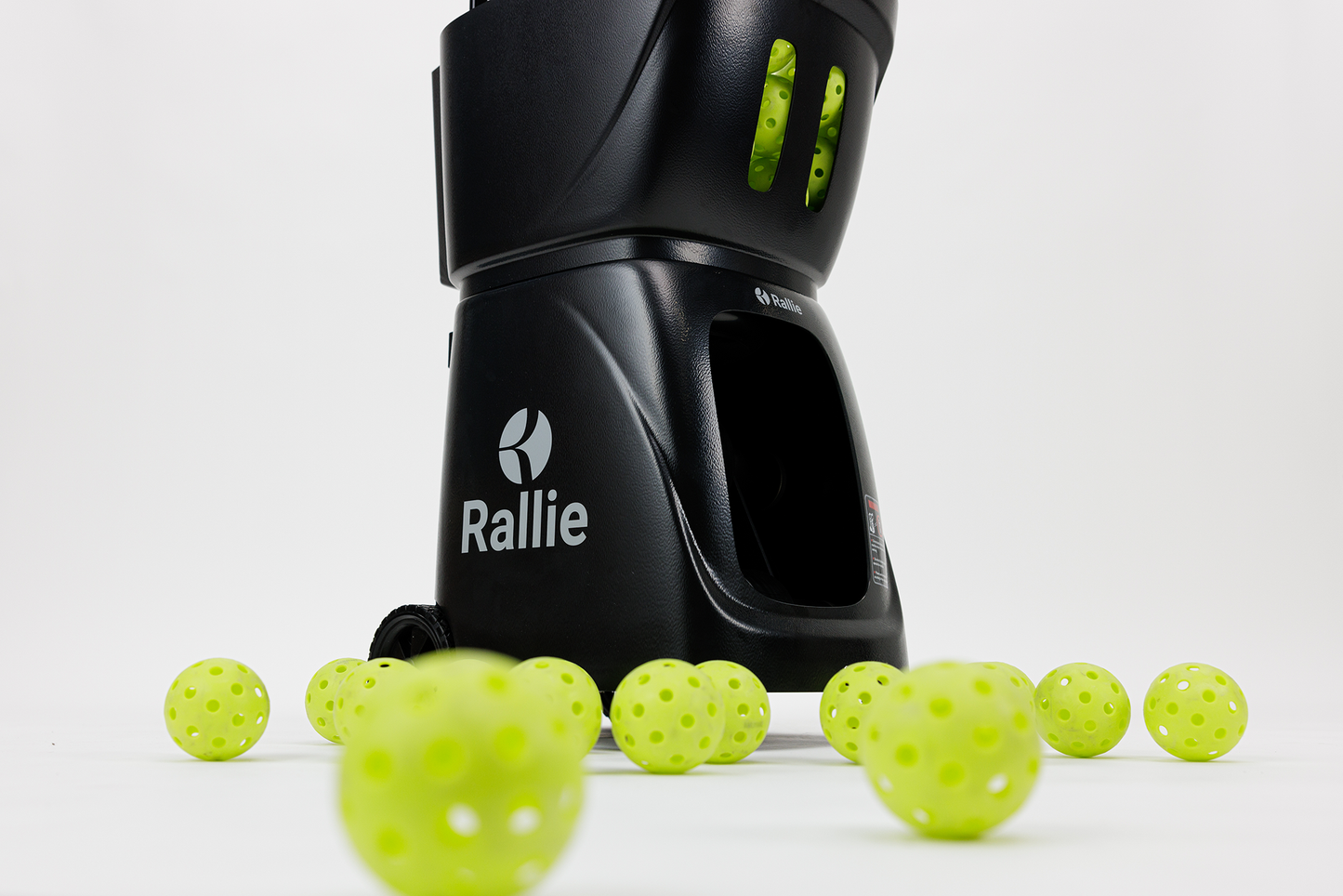 Pickleball Machine - Midnight Black